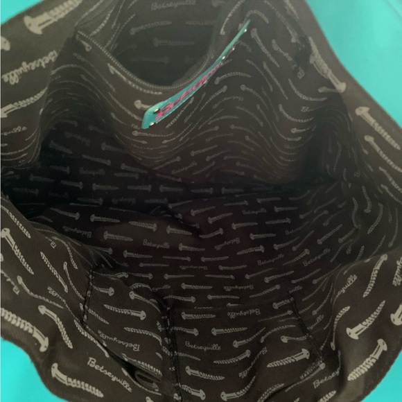 Betsey Johnson Tote - Picture 6 of 9